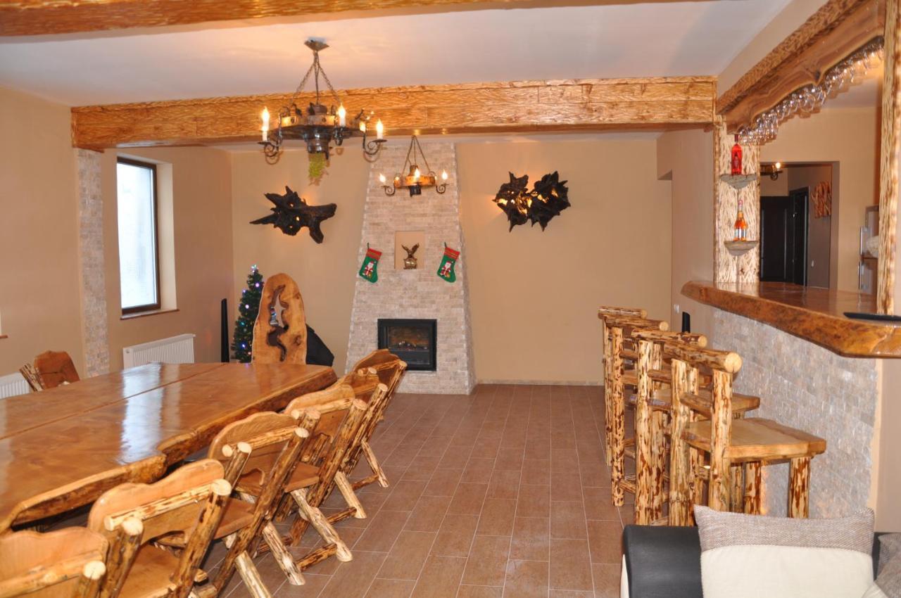 Casa De Vacanta Sadu Eksteriør billede